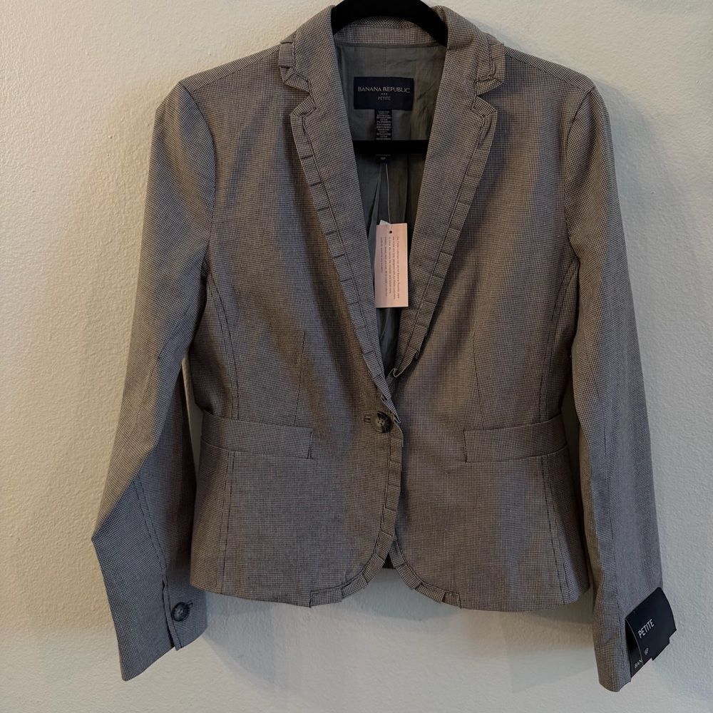 Banana Republic Factory Blazer Women’s Gray Size 6P Petite Pleated Lapel Lined